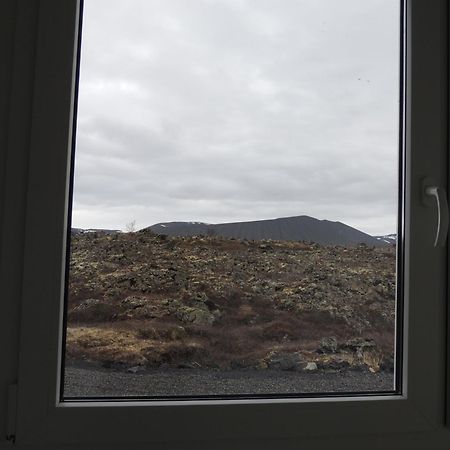 Dimmuborgir Guesthouse Myvatn Room photo